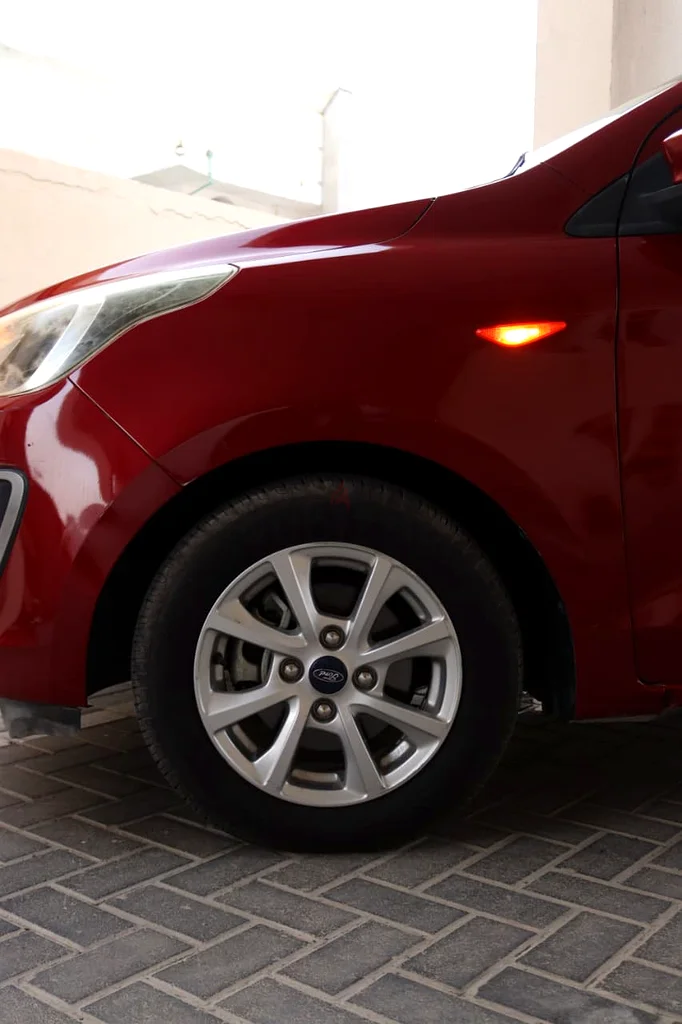 Ford figo hatchback 2019 model gcc specs.Clean car in and out. Just buy and drive63895676631042113