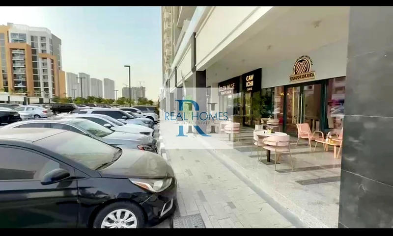 Mian boulevard | Vacant  | Ample Parking64065040576001112
