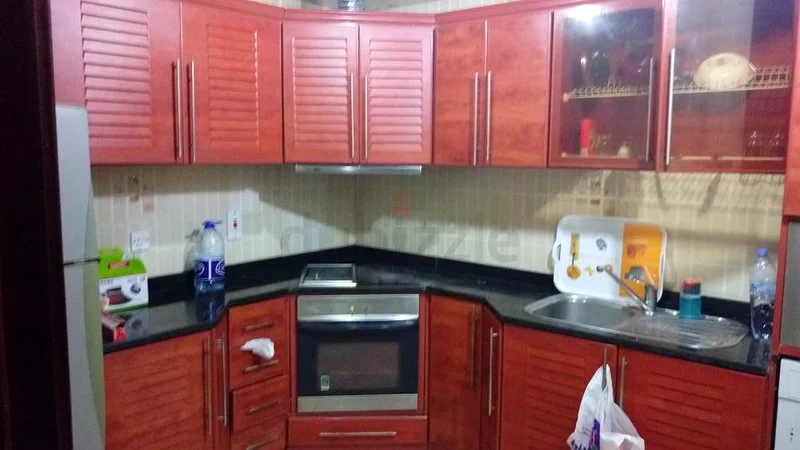 غرفة فاخرة للإيجار مع موقف سيارات، أمام محطة مترو مدينة دبي للإنترنت.64048780625282112