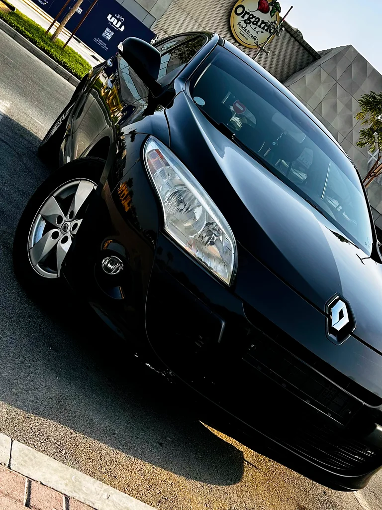 2012 RENAULT MEGANE LE+1.6_GCC-DRIVING EXCELLENT-NO ISSUES-100% EVERYTHING!63910743895427110