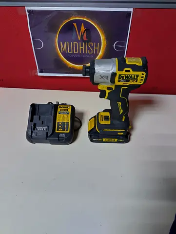DEWALT IMPACT DRIVER 18V B.L