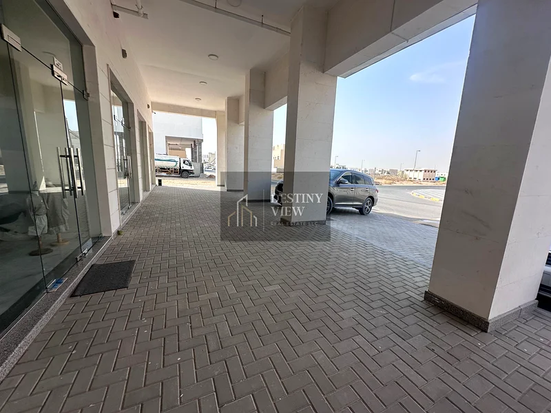 Shop for Rent | 550 Sqft | AED 40,000 | Hoshi, Sharjah64057469392001113
