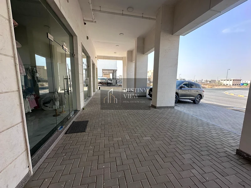 Shop for Rent | 550 Sqft | AED 40,000 | Hoshi, Sharjah64057469392001112