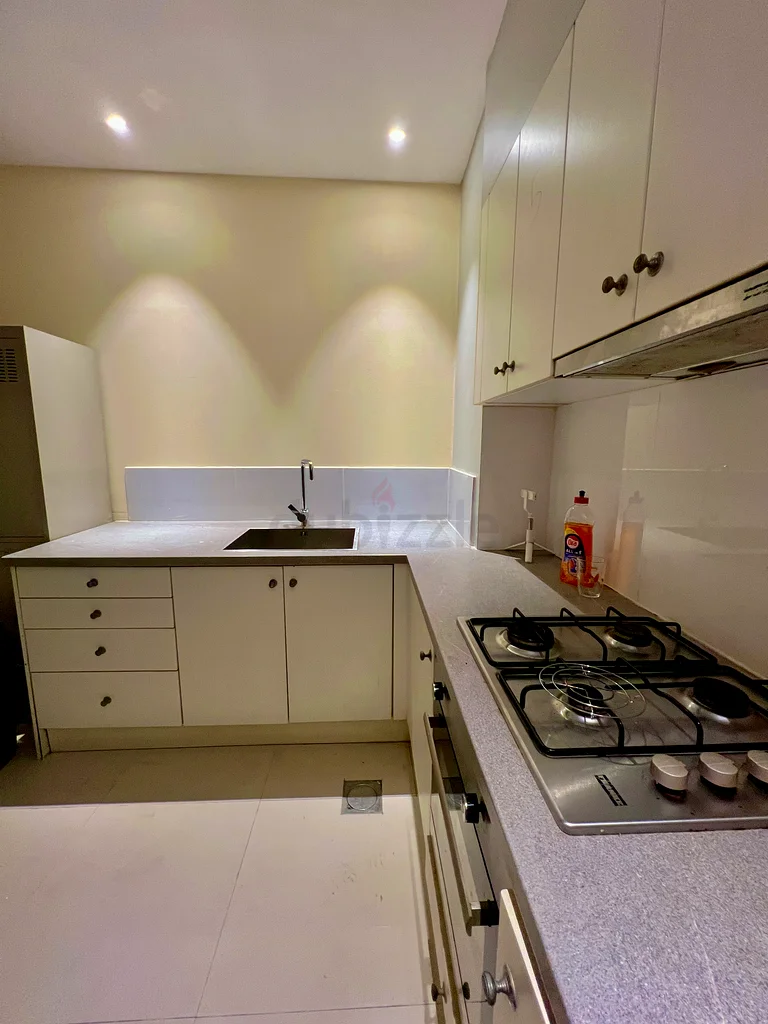 Bed Space Available – Prime Location, Clean  Affordable64054844253187112
