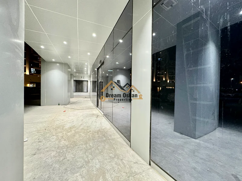 Last Unit Left | Prime Location | Brand New Shop | Shell And Core64062697137025110