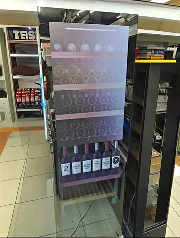 Solt brand new stock latest model multi zone temperature wine fridge