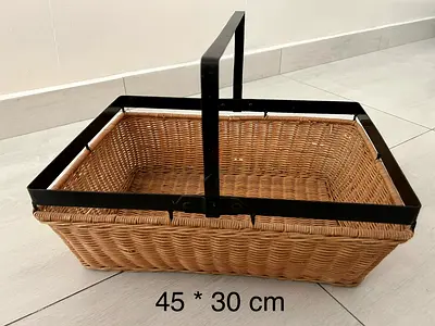 Nice sturdy basket