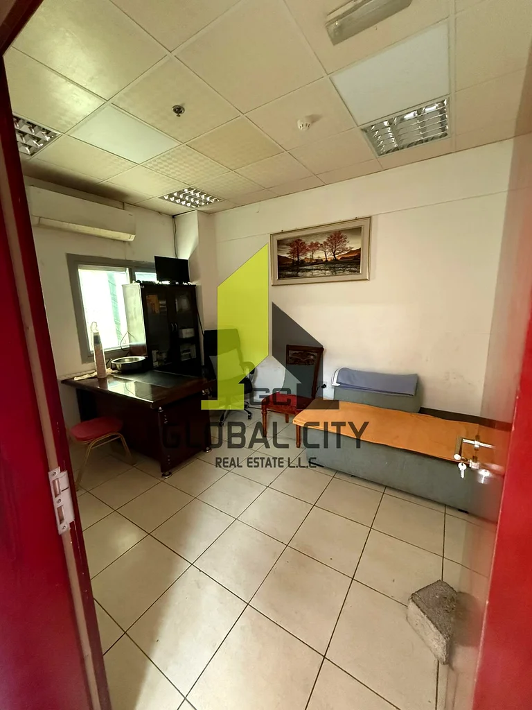Warehouse for Rent | 2,691 sq. ft (250 sqm) | Prime Location near China Mall – Industrial Area64073451121666113