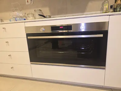 Bosch built-in full electric oven 90cm like new
