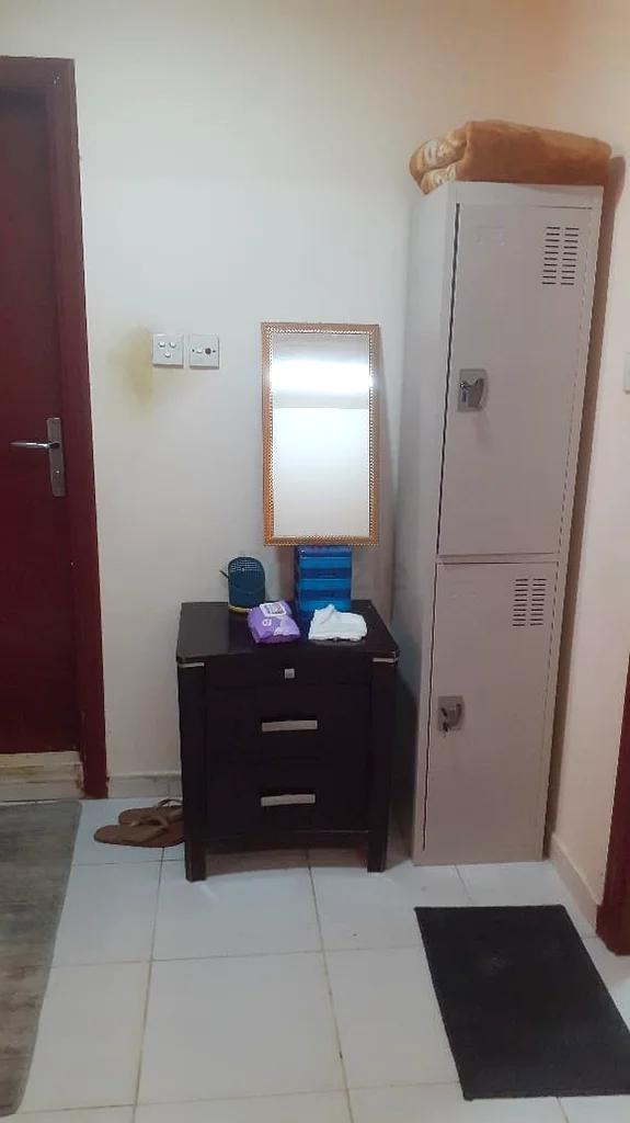مساحة سرير متوفرة في بوطينة الشارقة مقابل 650 درهمًا شاملة جميع الخدمات64053525220995112