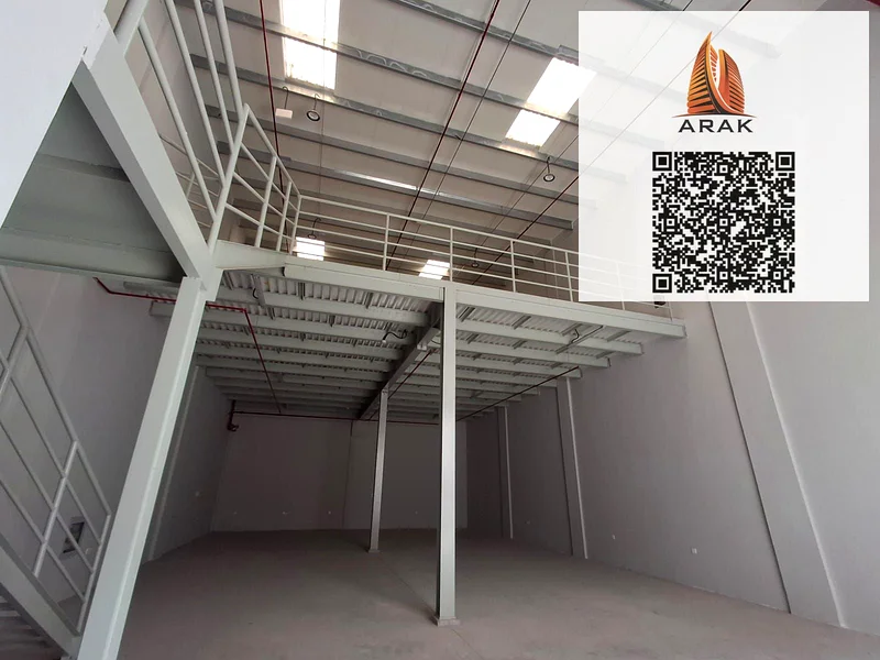 Warehouse with Mezzanine in Al Jurf Industrial 3, Ajman 📍 Location: Al Jurf Industrial 3, Ajman  🚚 Located on/near a main road64074786123907111