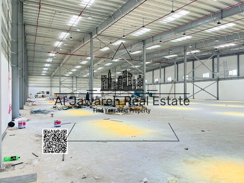 For lovers of wide spaces, business owners, and investors, a huge warehouse for rent in Umm Al-Quwain, 53,035 sq ft with 452 kw64061497290626114