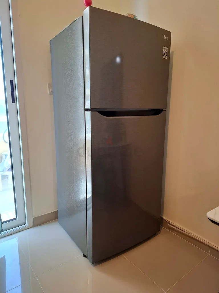 أبحث عن زميل سكن رجل هندي محترف (بما في ذلك موقف سيارات ودفع الفواتير)64055168472450114