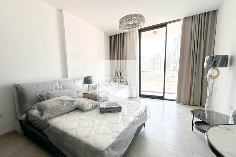 Studio | Burj Khalifa View | Furnished | Vacant64171803167235110