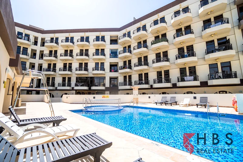 مجهز بالكامل | واسع | عصري64154402723841112