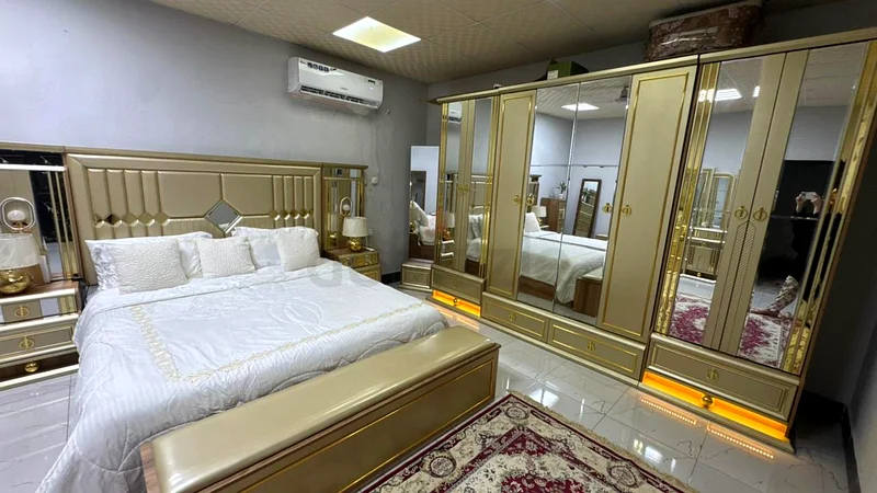 شقة من غرفة نوم واحدة مفروشة منفصلة في فيلا مع موقف سيارات شهريًا بسعر 300064053412229506110