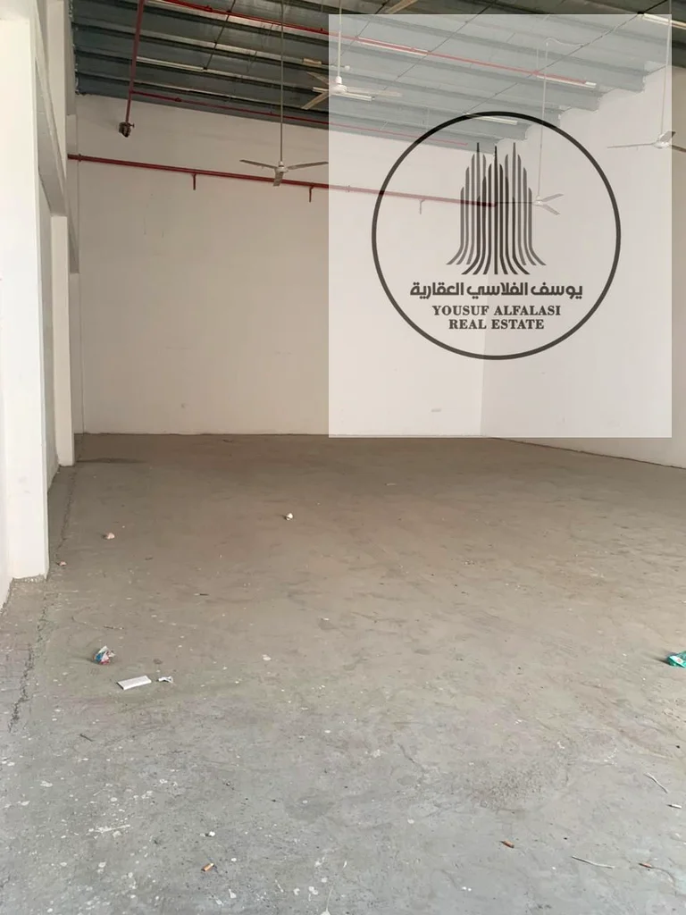 مستودع للإيجار في منطقة الجرف الصناعية 2 مساحة 2000 قدم مربع بسعر 100 ألف64073673907715113