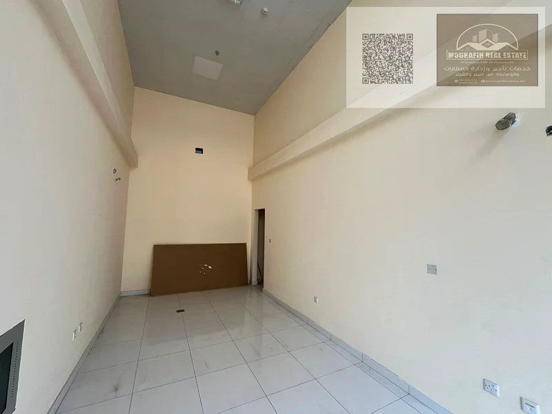 45,000 درهم – متجر تجاري مجهز للإيجار السنوي في ليوا 2 – بجانب بنك أبوظبي التجاري64072774761859113