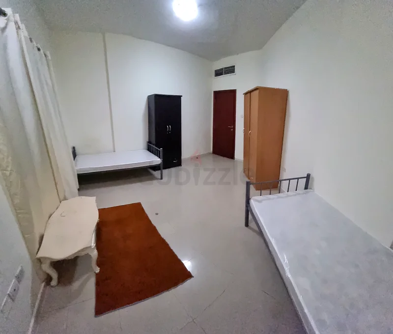 سكن مشترك للشباب بجانب اتصالات عجمان64048647675137113