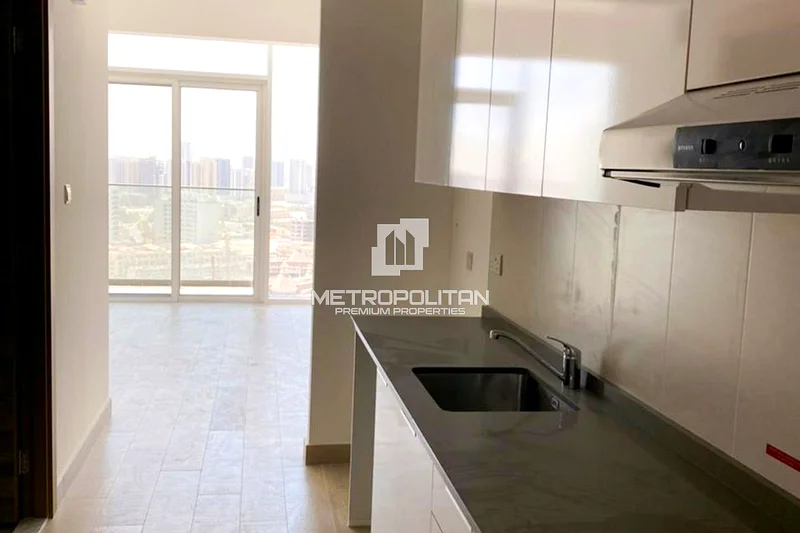 استوديو | طابق عالي | إطلالة على المجتمع64179001025537113