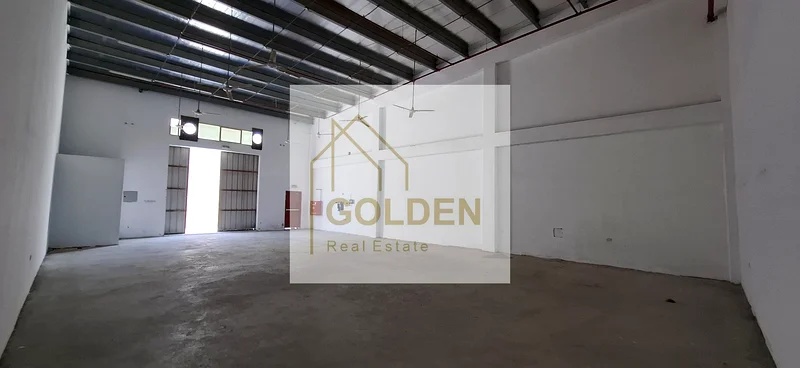 Warehouse for Rent in Al Jurf 1 Spacious 2,000 Sq. Ft. with 20KW 3-Phase Electricity – Ideal for Storage, Manufacturing, and Commercial Use.64074343993346113