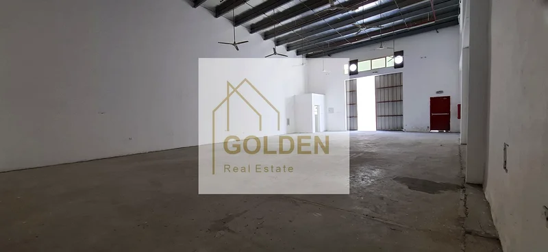 Warehouse for Rent in Al Jurf 1 Spacious 2,000 Sq. Ft. with 20KW 3-Phase Electricity – Ideal for Storage, Manufacturing, and Commercial Use.64074343993346112