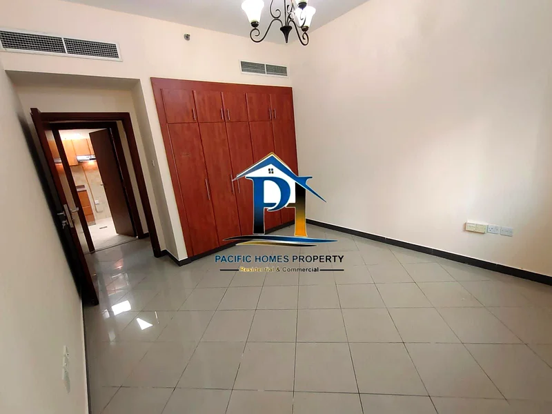 PRIME LOCATION || CLOSE TO RTA BUS || Office space for rent | Road facing |64063030072321112