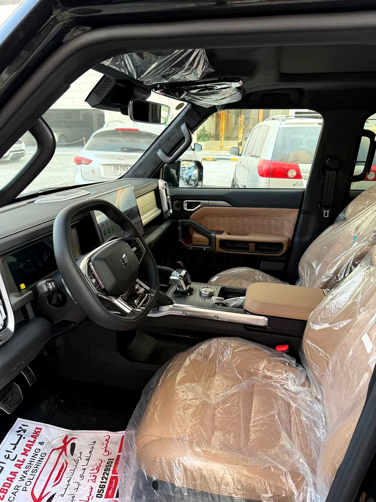 Jetour T2 2.0L Turbo Travel Plus Ultra Options 4WD 8 Speed, Model 2025, Registed in Dubai63892008937218113