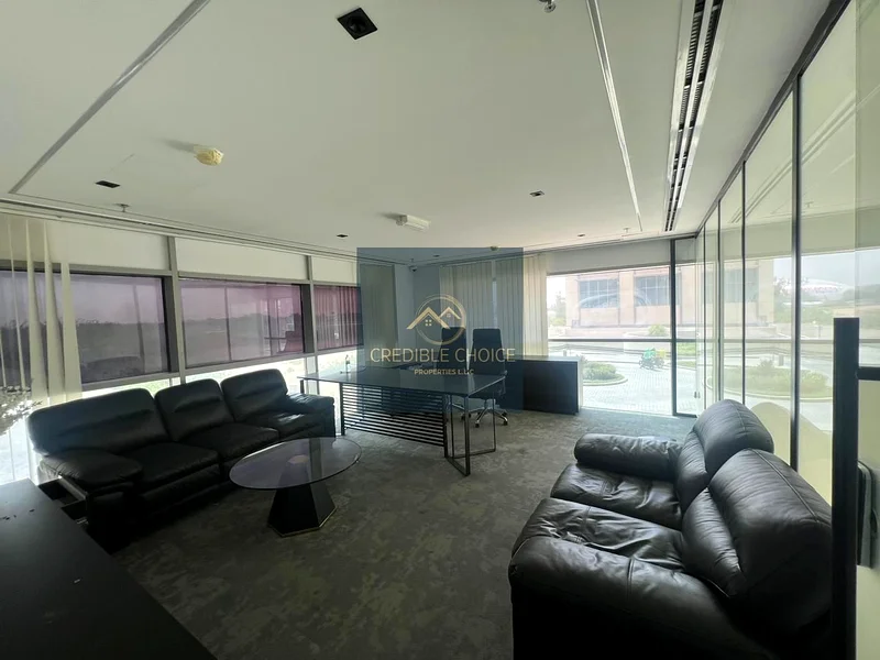Premium Office-Ready Shop | 1,878 sq.ft with 2 Bathrooms & 2 Parking | Habtoor Boulevard64068119015171111