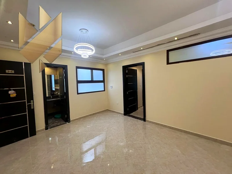 🔹 3-bedroom apartment + spacious living room 🔹 Free parking 🅿️ exclusively for residents 🔹 Super deluxe finishing – ready to move in immediately64052547304963110