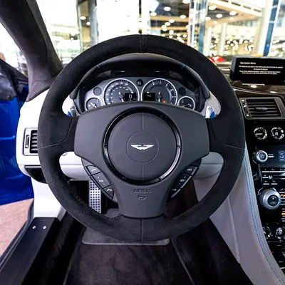 صورة 10 لـ 2015 Aston Martin VANTAGE
