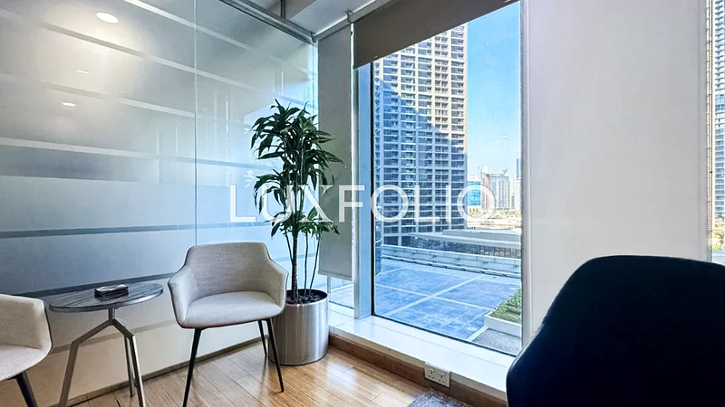 الوحدات المقسمة | قريب من مترو | طابق منخفض64069085742081110
