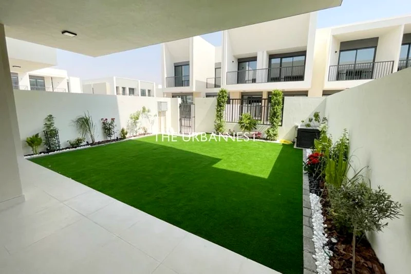 مناظر طبيعية | 4 شيكات | جديدة بالكامل | 3 غرف نوم64050030823171112