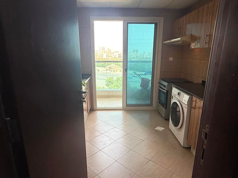 2BHK AVAILABLE FOR RENT WITH FURNISHED YEARLY 40k 4 PAYMENT64052442521987112