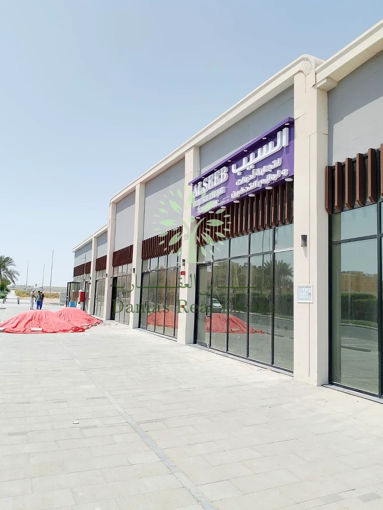 متاجر للإيجار في بني ياس الغربية تبدأ من 67,500 درهم64061820613761114