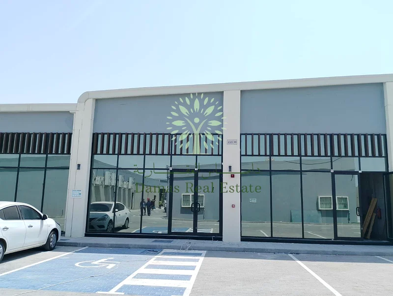 متاجر للإيجار في بني ياس الغربية تبدأ من 67,500 درهم64061820613761110