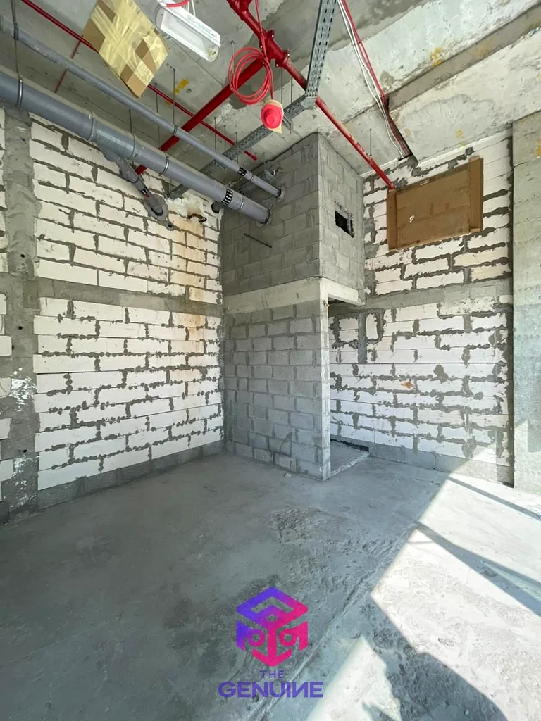 Retail Unit for Rent | Prime Location64065483484417114