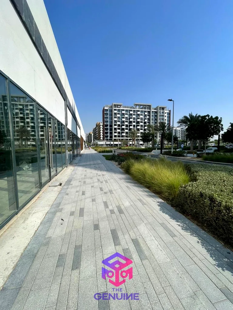 Retail Unit for Rent | Prime Location64065483484417110