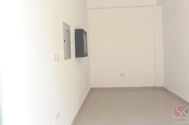 متجر جديد تمامًا | واسع | موقع متميز64051355529475111