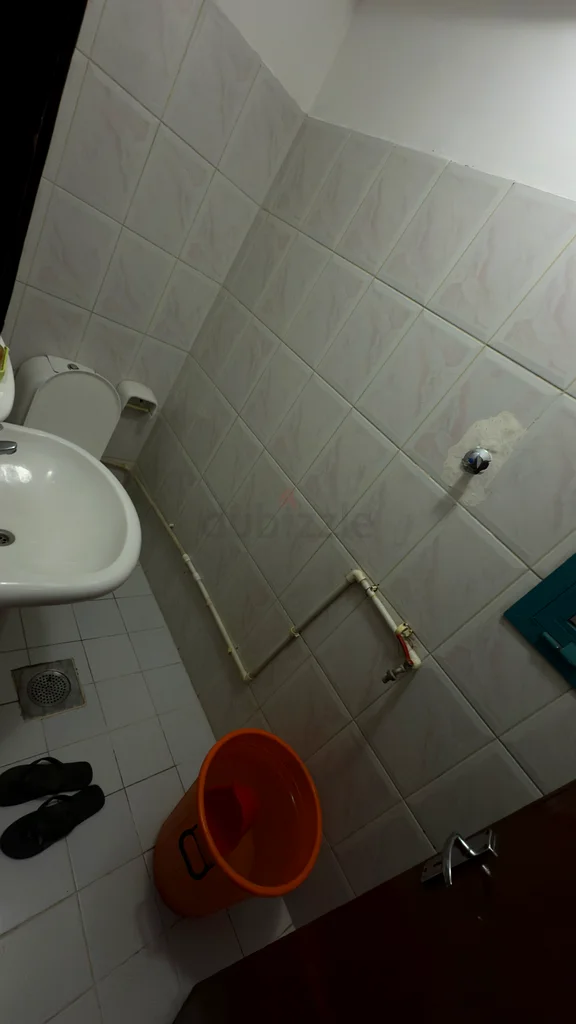 غرفة مع حمام منفصل يشمل السكن والواي فاي. موقف سيارات مجاني متاح64053412465539114
