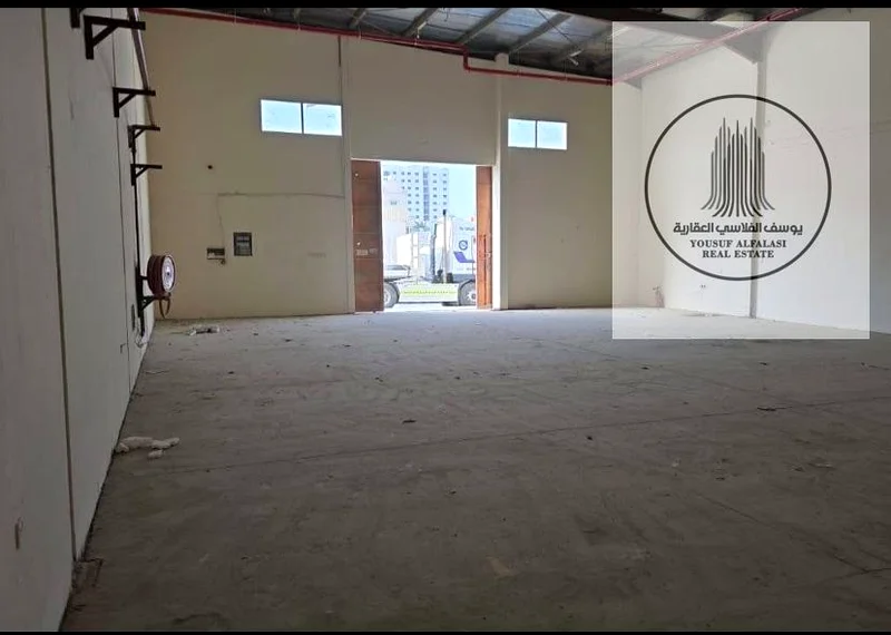 For Rent – ​​A Distinctive Industrial Warehouse in Al Jurf Industrial 2, Ajman64073673916289110