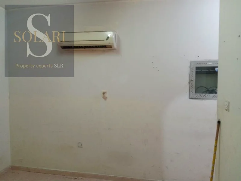 office for rent , Al Ain ، industrial area , 20 meters  , kitchen , bathroom , parkings64051355621763112