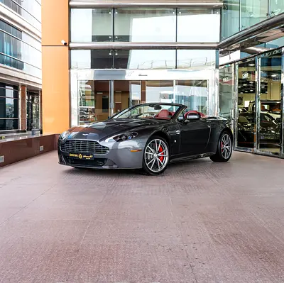 صورة 6 لـ 2016 Aston Martin VANTAGE