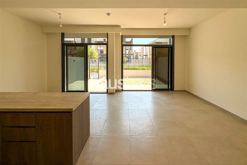 Contemporary Style | Family Comfort | Vacant64052978258947111