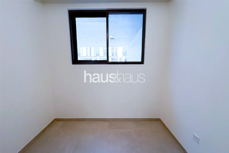 Contemporary Style | Family Comfort | Vacant64052978258947114