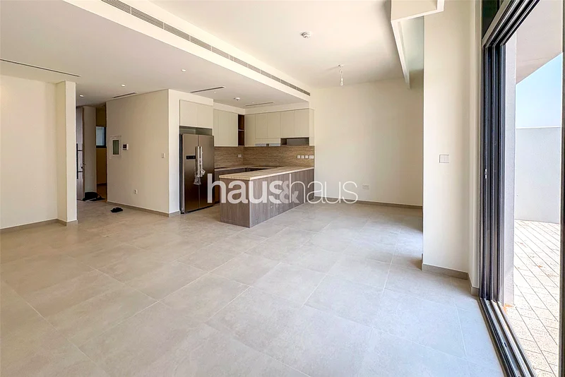 Contemporary Style | Family Comfort | Vacant64052978258947110