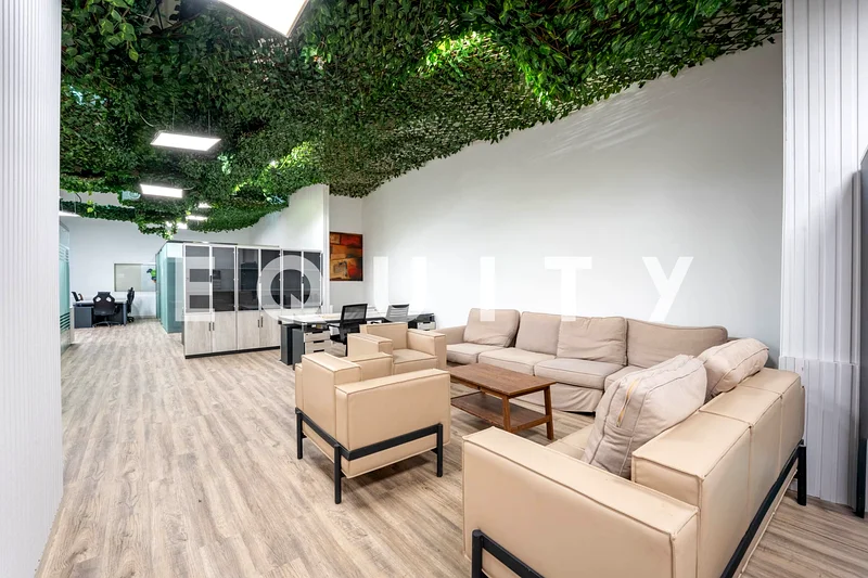 Full Floor Office | High Stud | Balcony Access64071282363009114