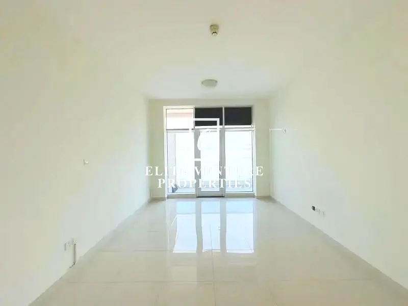 STUDIO | VACANT | PRIME LOCATION64218444130177111