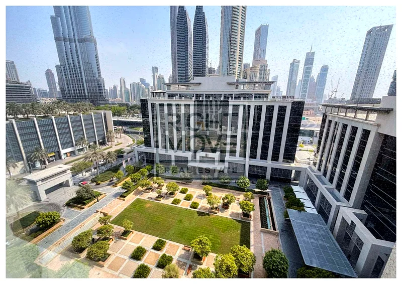 📍 Office for Rent – Full Floor in Emaar Square, Downtown Dubai64063143899522111
