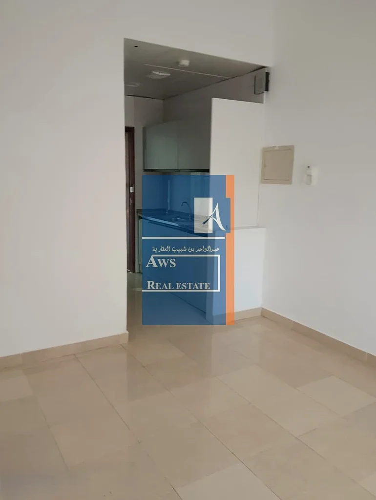 مكتب بأسعار معقولة في مركز تجاري رئيسي، صفقة مباشرة من المالك64066029757698110